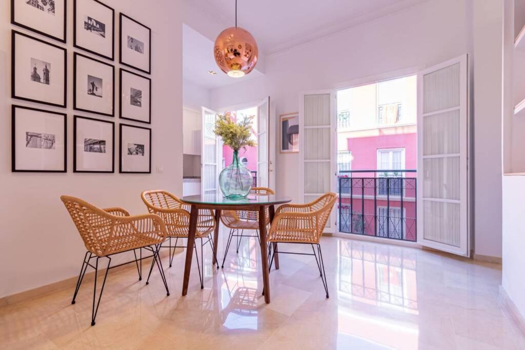 Mumu Luxury Suite Lirio Sevilla Exterior foto