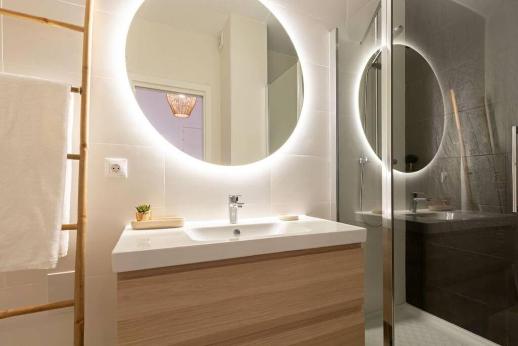 Mumu Luxury Suite Lirio Sevilla Exterior foto