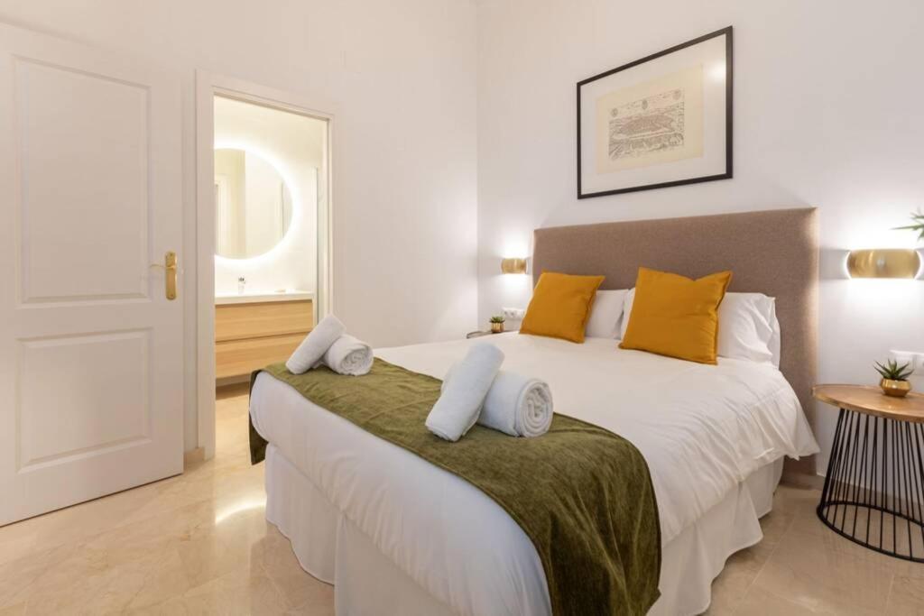 Mumu Luxury Suite Lirio Sevilla Exterior foto