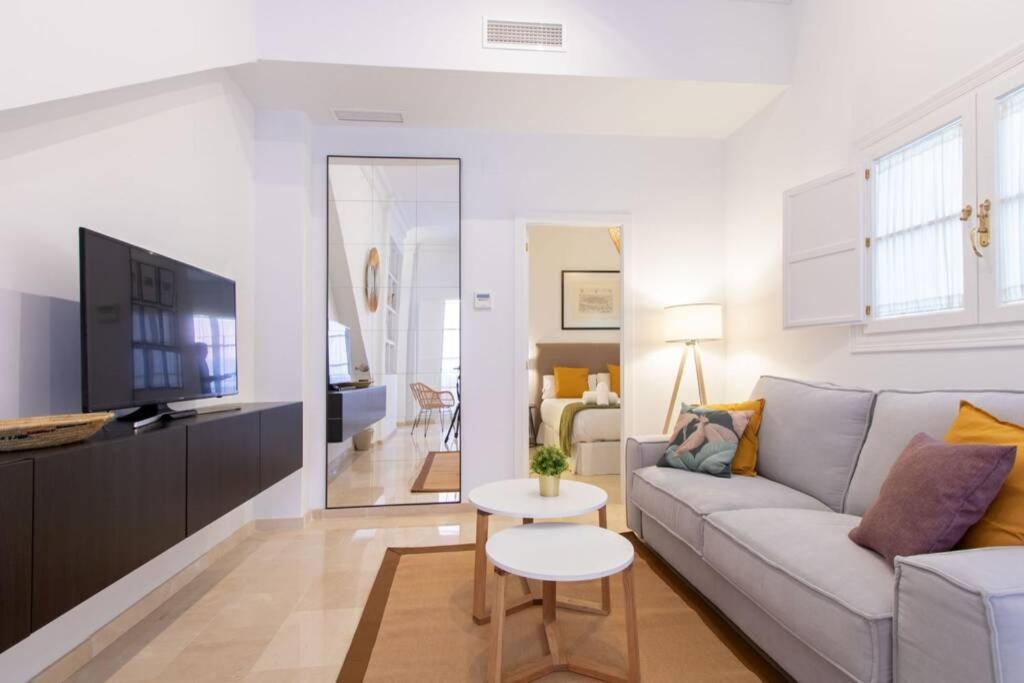 Mumu Luxury Suite Lirio Sevilla Exterior foto